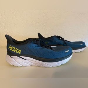 Men’s Hoka Clifton 8 Blue Coral/Butterfly Sneaker